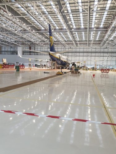 Gatwick-Boeing-Hangar